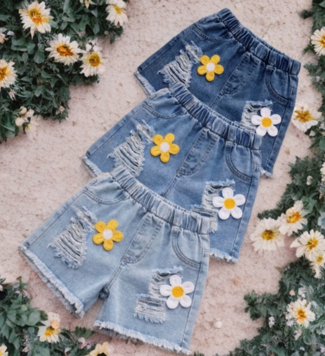 Sunflower Short Jeans